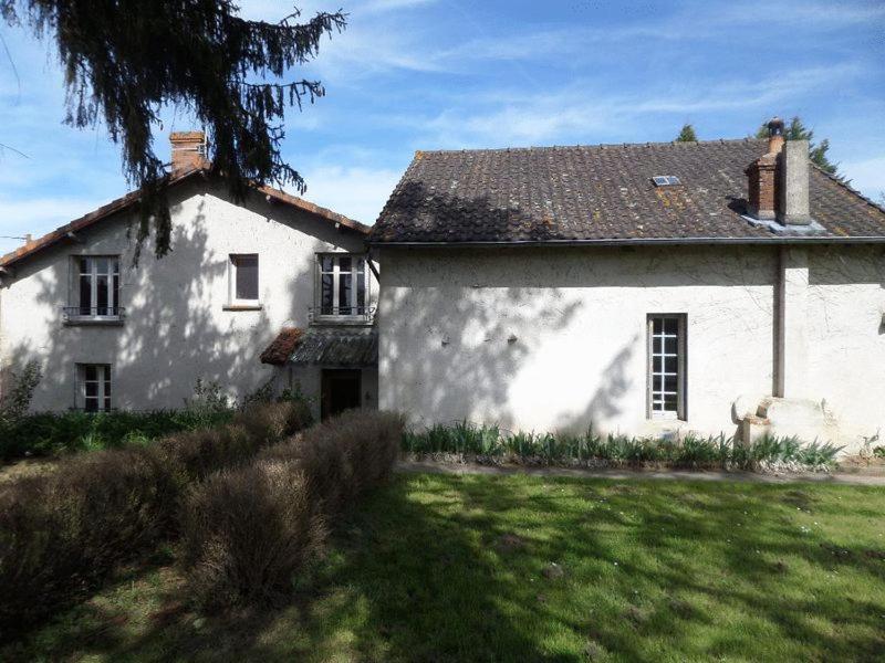 Thiat L'Esquilon Chambre D'Hote Bed & Breakfast エクステリア 写真