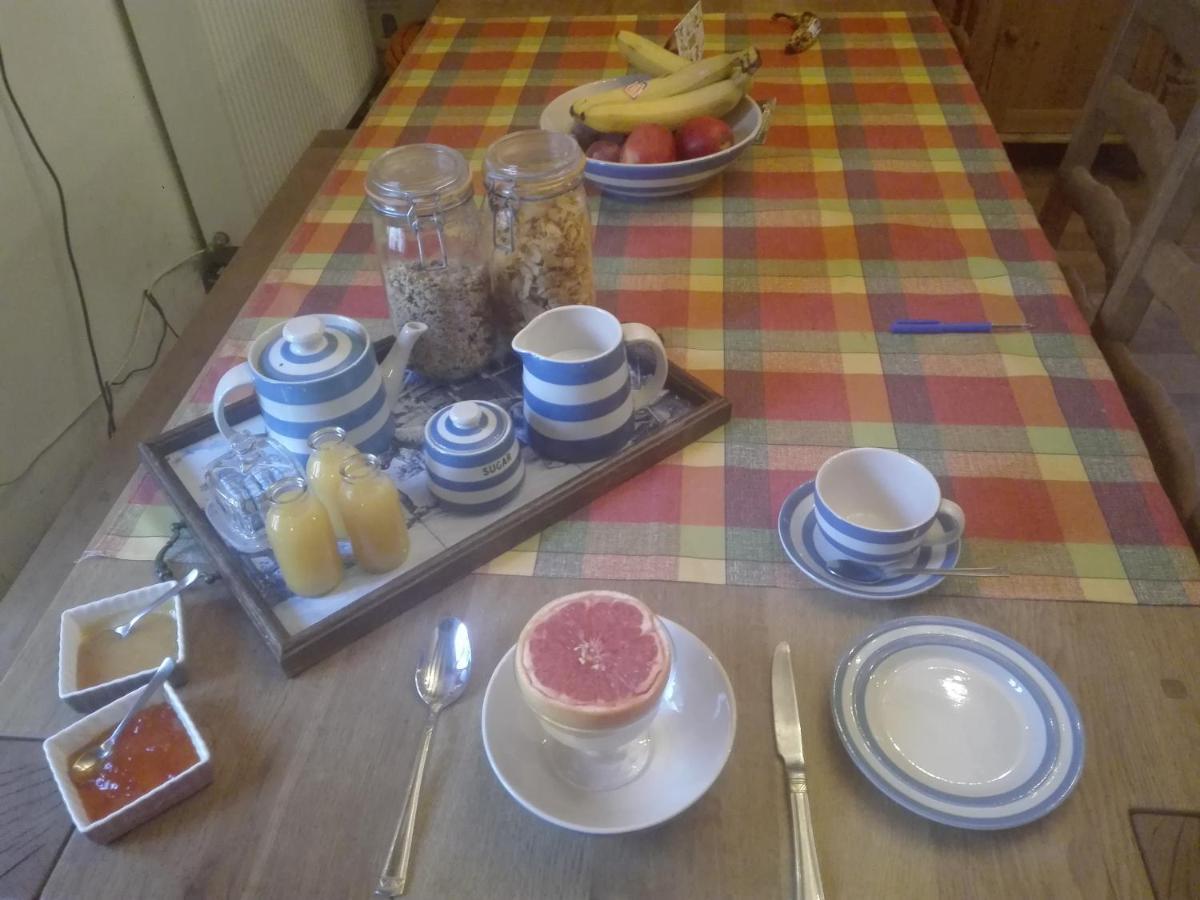 Thiat L'Esquilon Chambre D'Hote Bed & Breakfast エクステリア 写真
